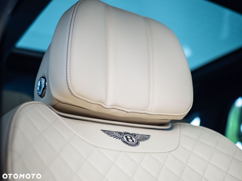 Bentley Bentayga - 24