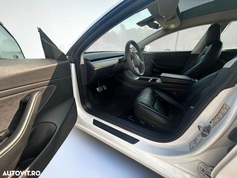 Tesla Model 3 Langstreckenbatterie Allradantrieb Dual Motor - 13