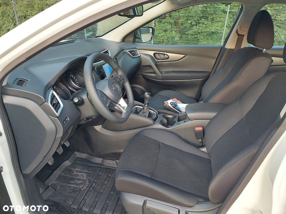 Nissan Qashqai 1.3 DIG-T N-WAY - 5