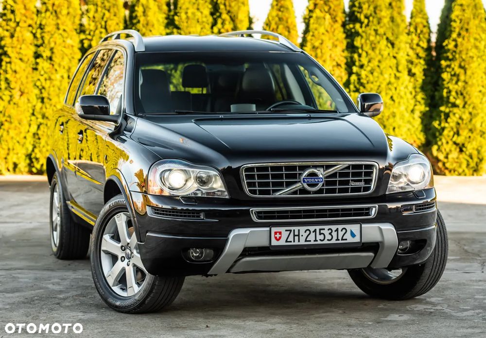 Volvo XC 90 D5 AWD R-Design - 1