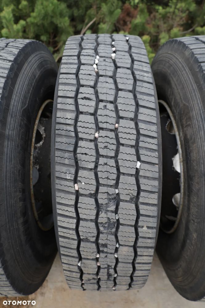 Koła, koło felgi 22,5 opony 295/80 R22.5 - 13