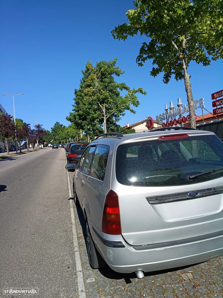 Ford Focus SW TDCi Ghia X - 3