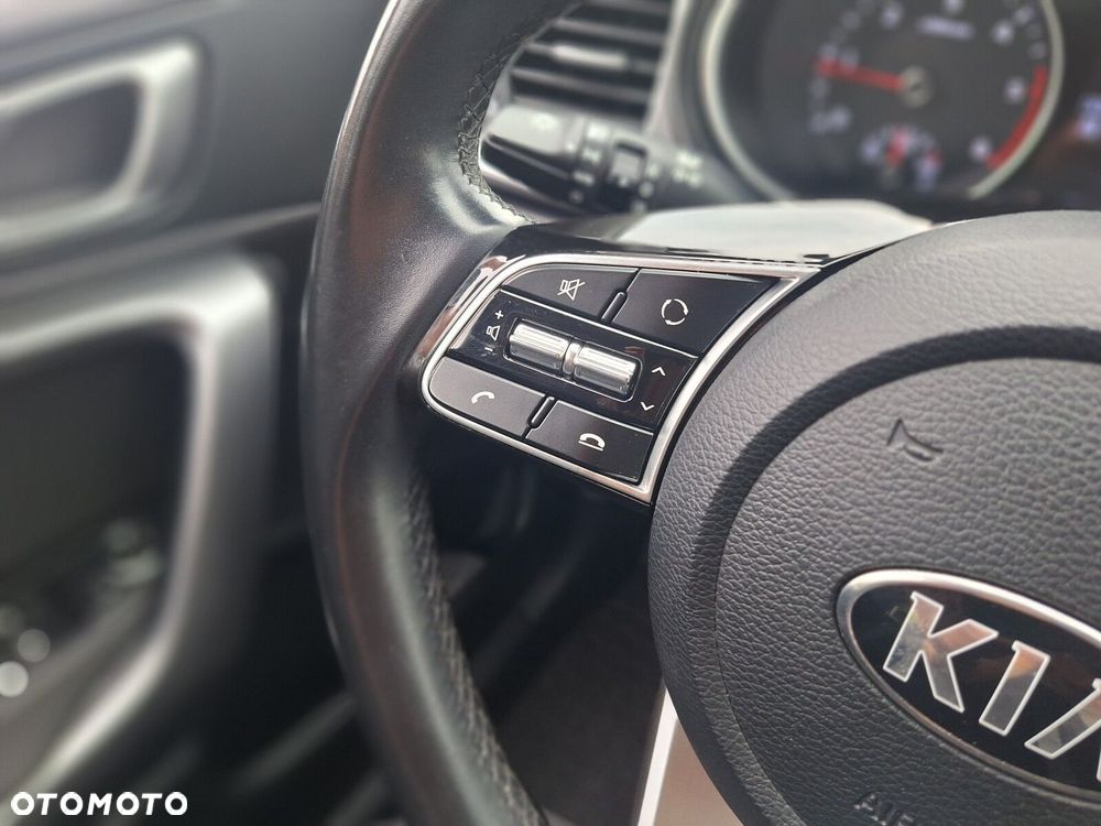 Kia Ceed - 19