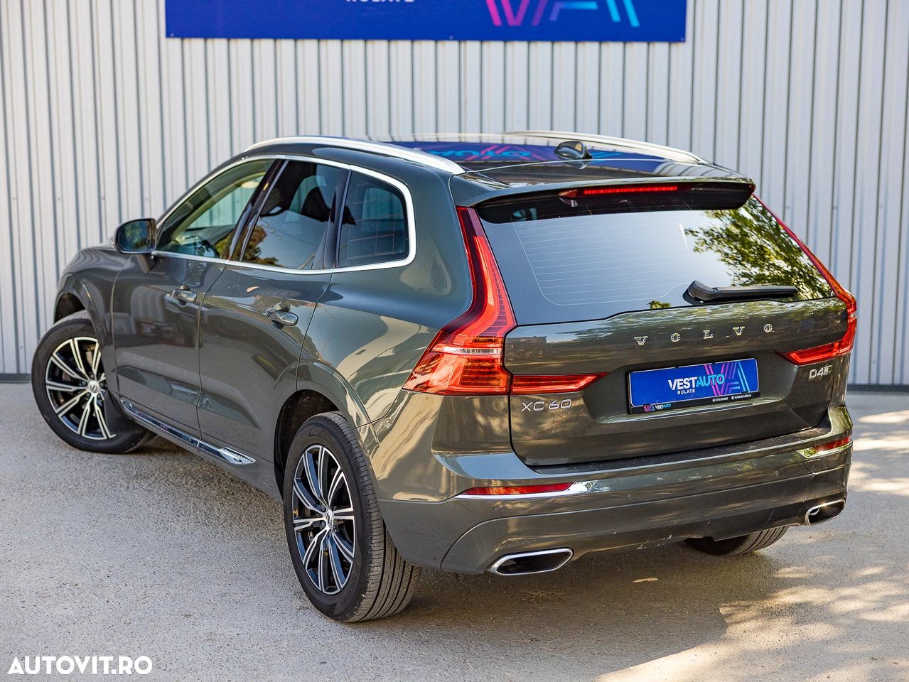 Volvo XC 60 D4 AWD Geartronic Inscription - 2