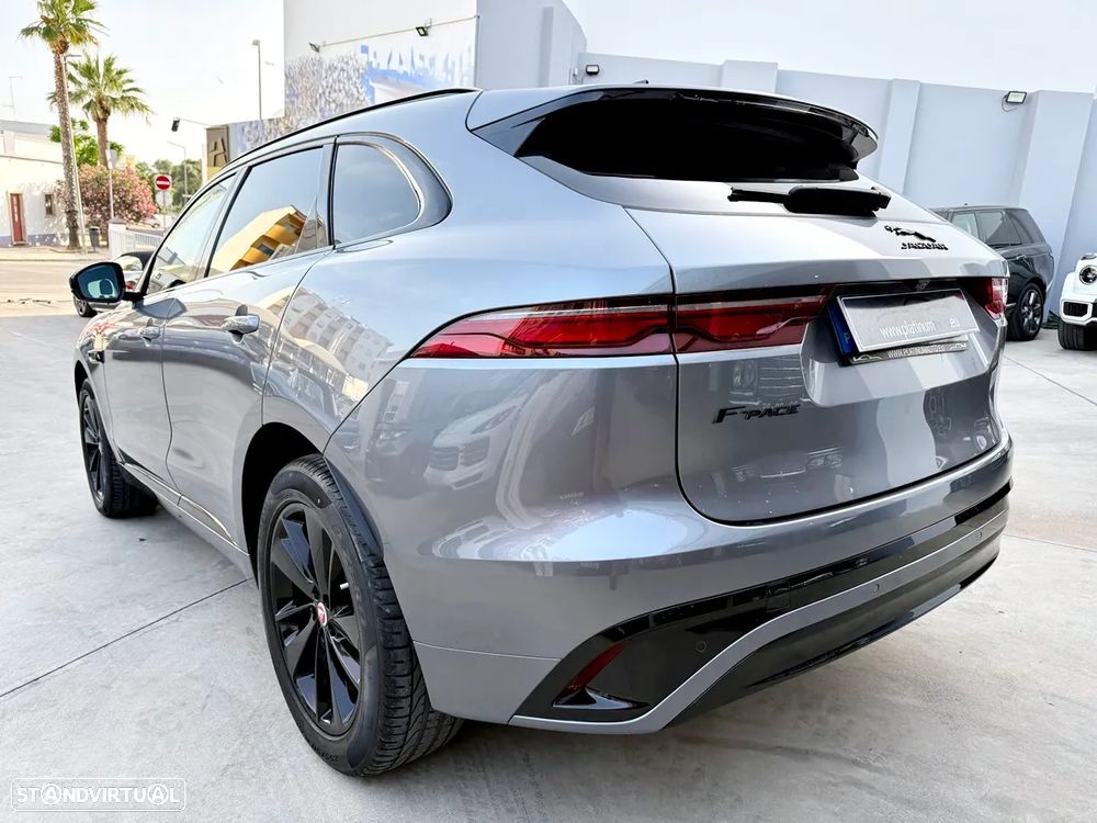 Jaguar F-Pace P250 AWD R-Dynamic S - 49