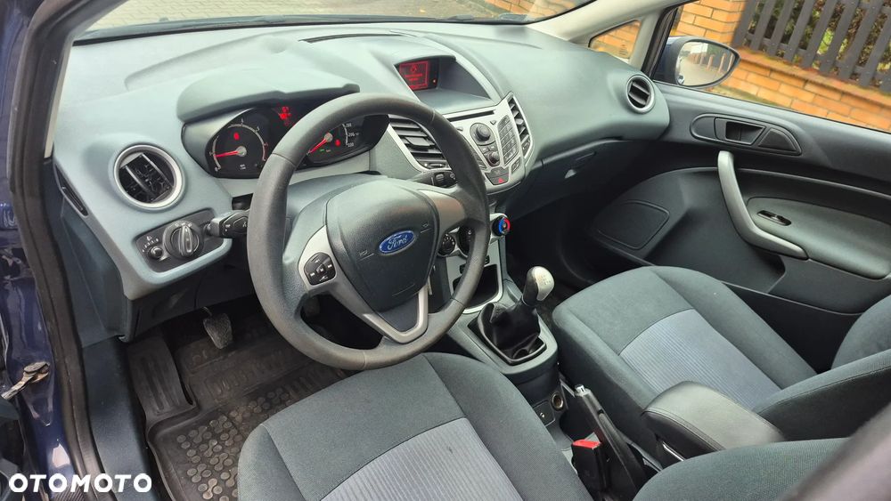 Ford Fiesta 1.25 Trend - 27