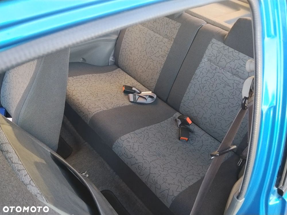 Suzuki Swift ver-1-0-gl - 14