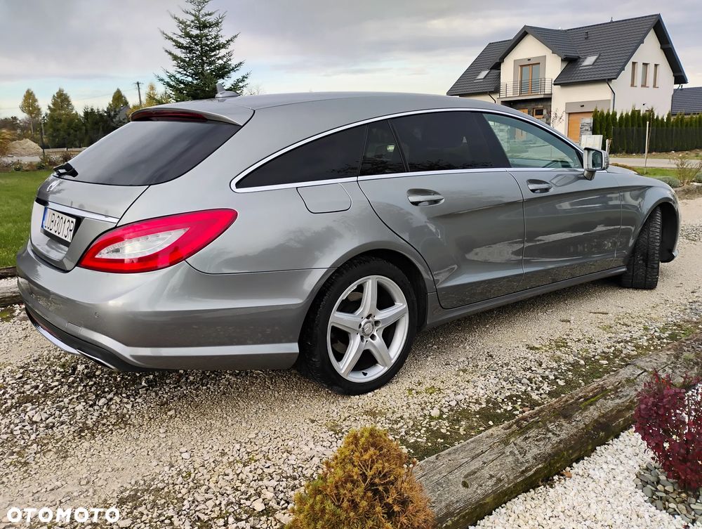 Mercedes-Benz CLS Shooting Brake 350 CDI 4Matic DPF B.EFF 7G-TR Edition 1 - 4