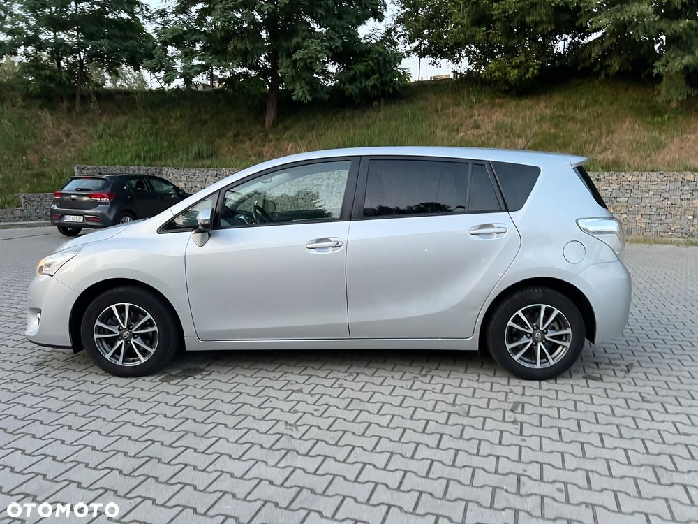 Toyota Verso 1.8 5-Sitzer Executive - 16