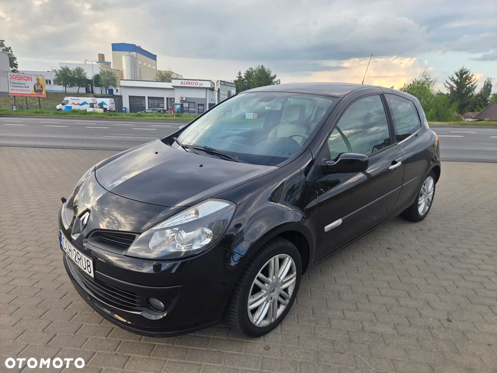 Renault Clio - 9