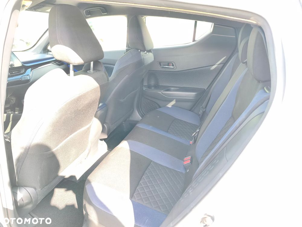 Toyota C-HR - 3