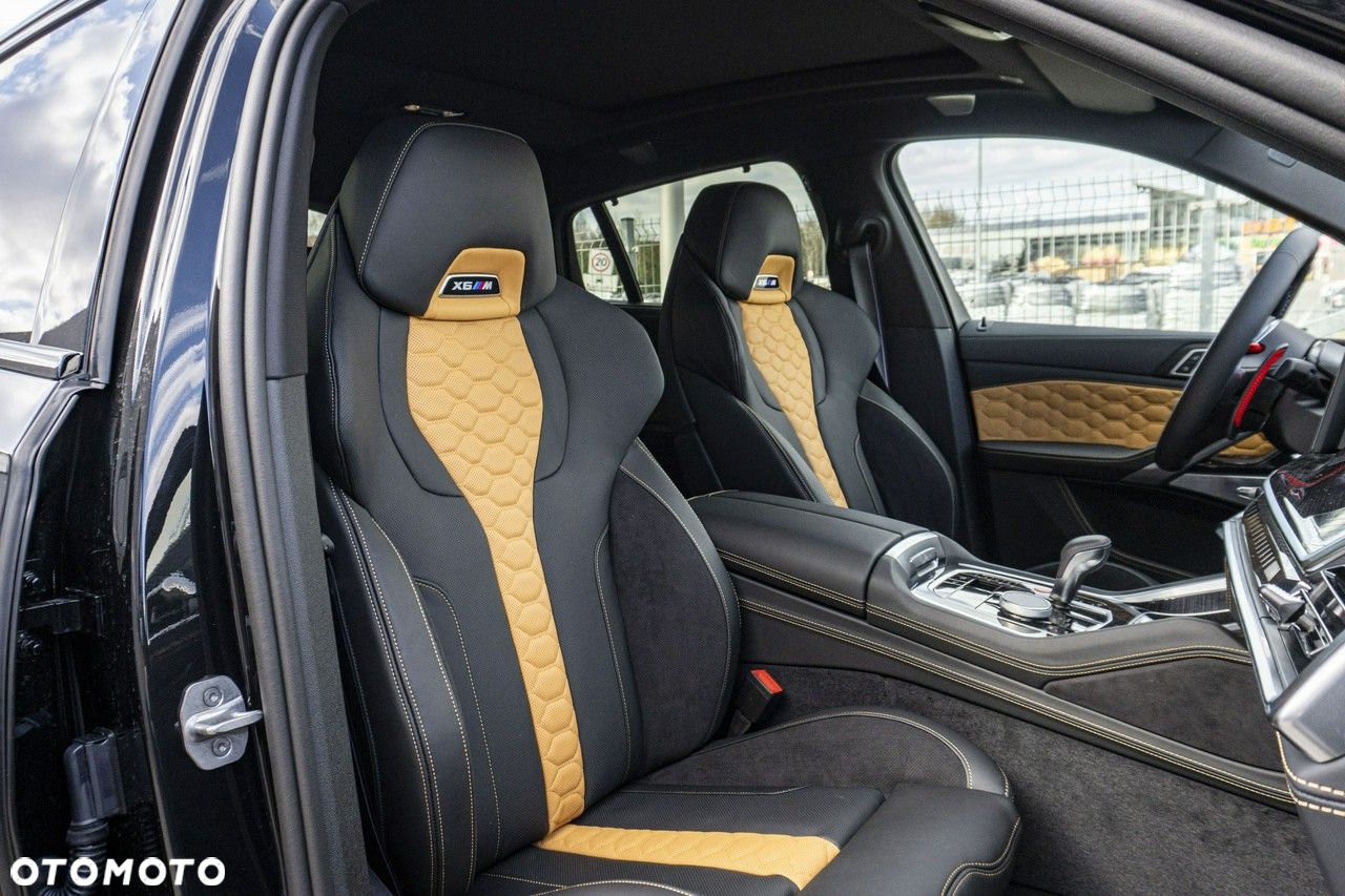 BMW X6M - 25