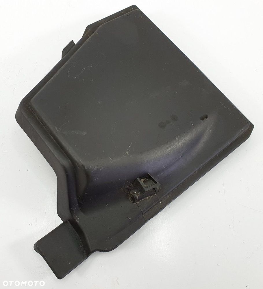 POKRYWA SKRZYNKI BEZPIECZNIKÓW DACIA LOGAN MCV I - 1