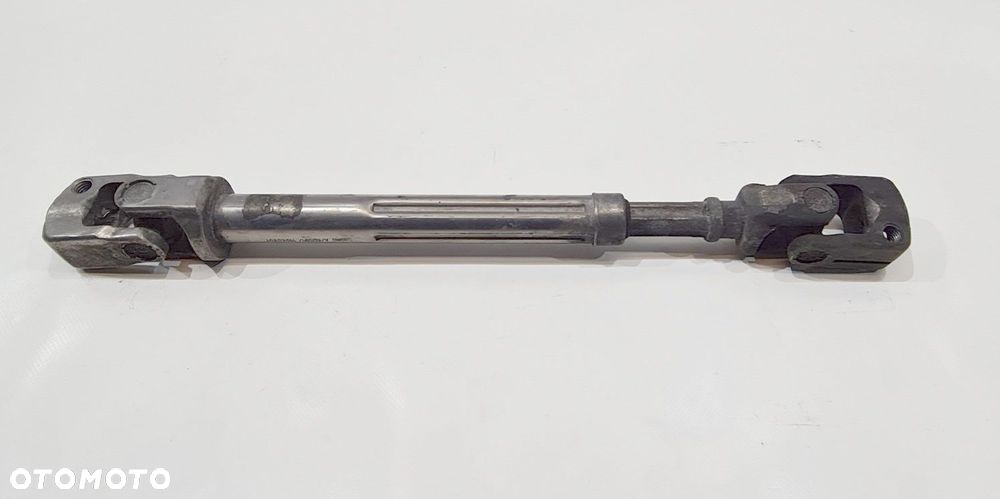 krzyżak kolumny kierowniczej grand cherokee wk2 3.0 crd - 4