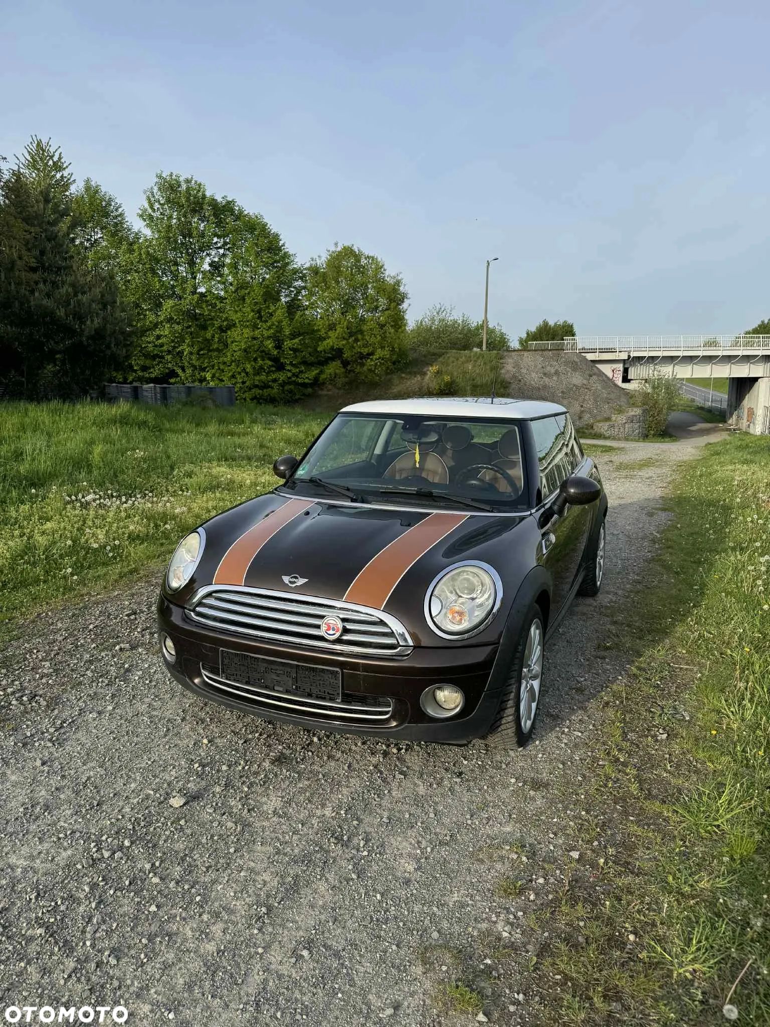 MINI Cooper 50 Mayfair - 1