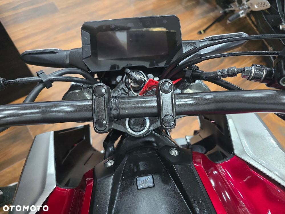 Honda CB - 21