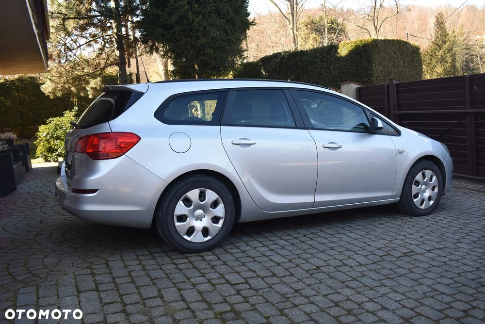 Opel Astra - 3