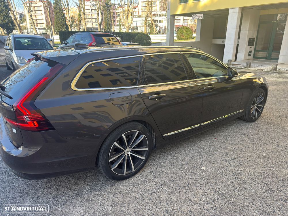 Volvo V90 2.0 T6 PHEV R-Design AWD - 2