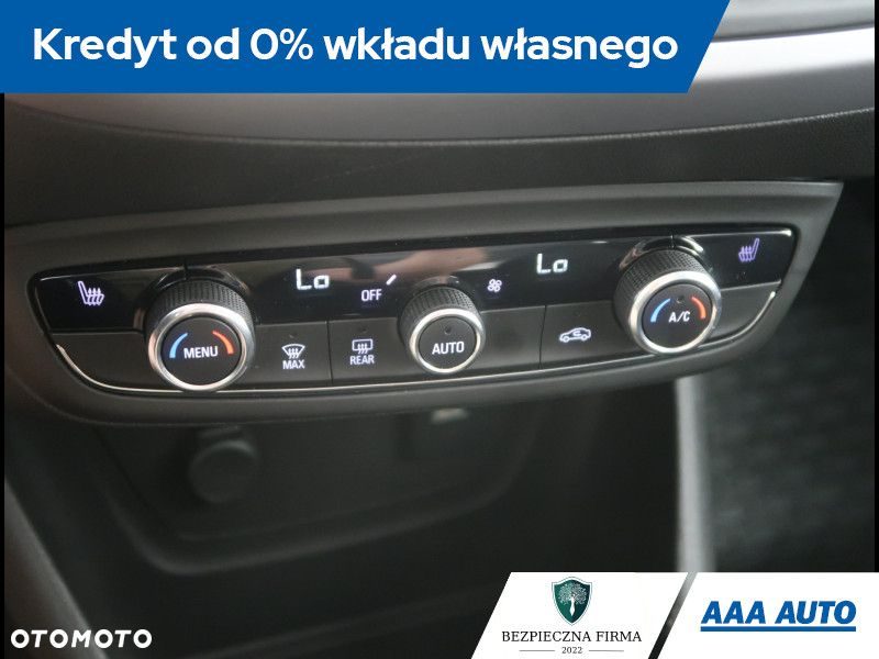 Opel Crossland X - 13