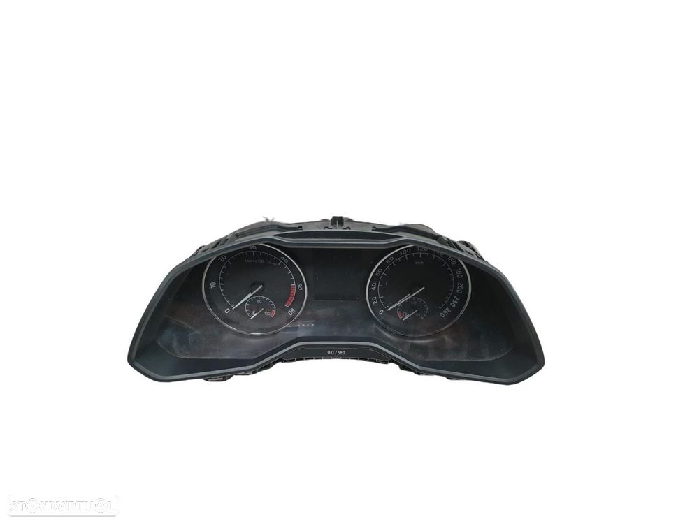 QUADRANTE SKODA SUPERB BERLINA 3V3 - 1