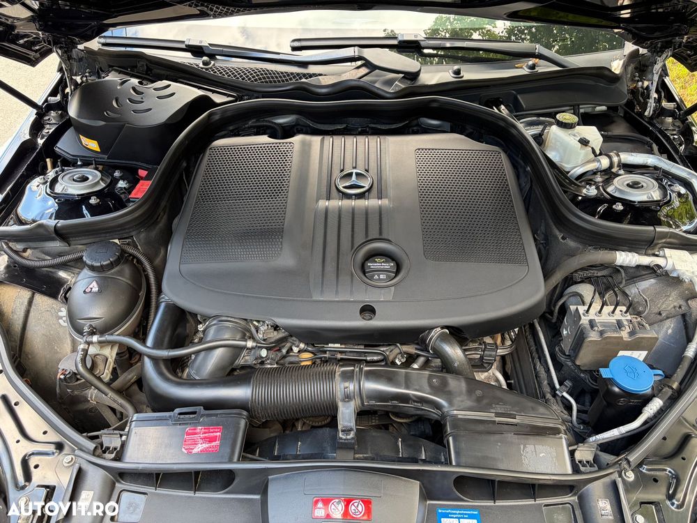 Mercedes-Benz E - 10
