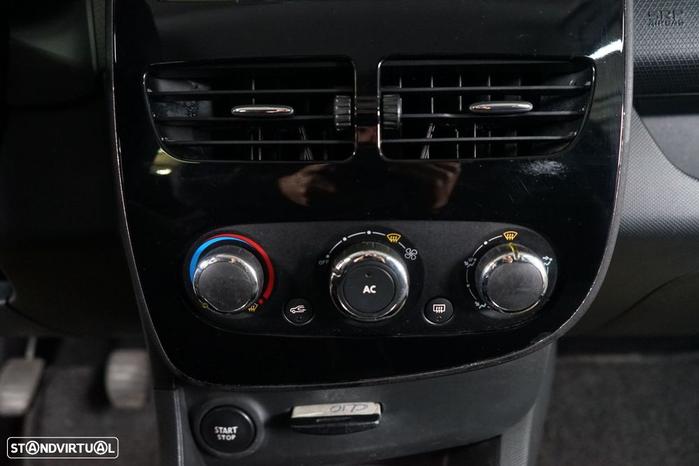 Renault Clio 0.9 TCE Confort - 28