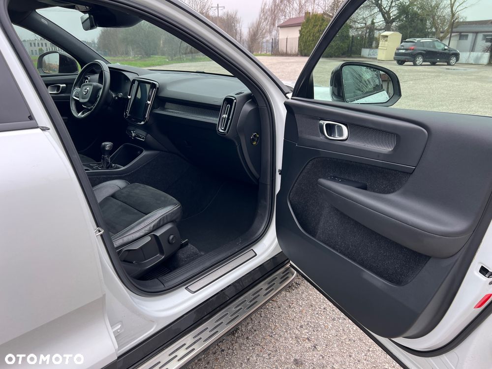 Volvo XC 40 D3 R-Design - 34