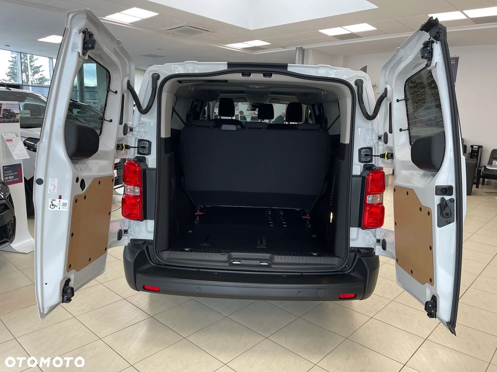 Toyota Proace Verso 2.2 D4-D Long Combi - 18