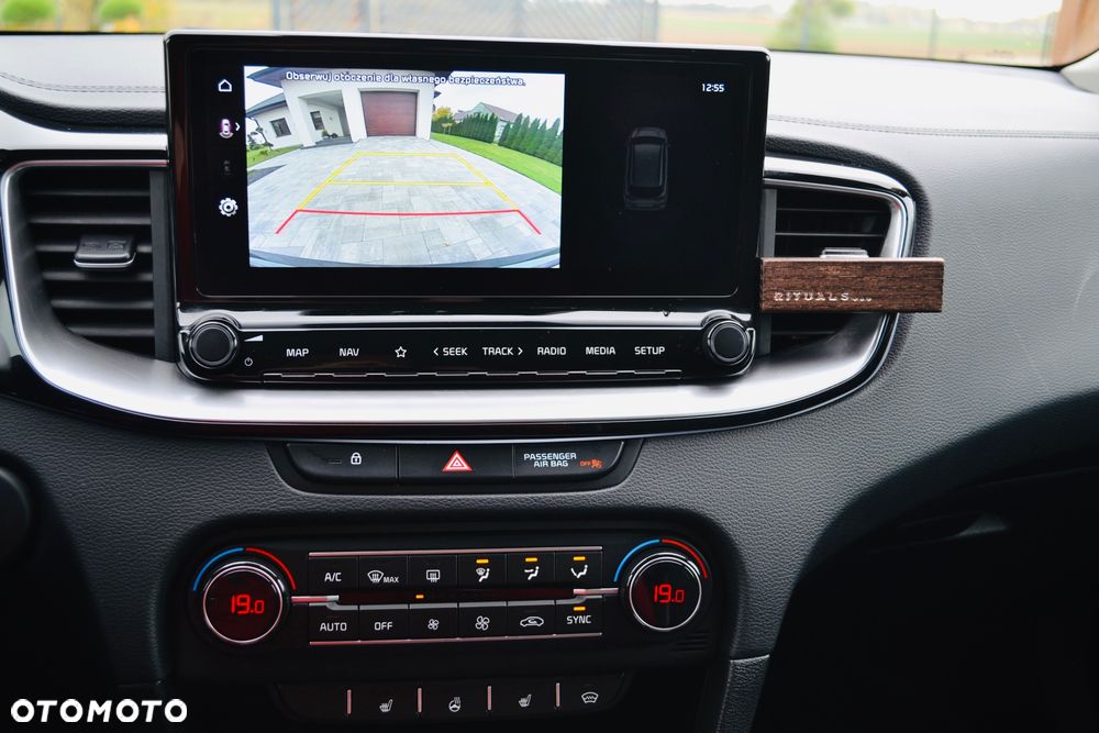 Kia Ceed 1.5 T-GDI Business Line - 25
