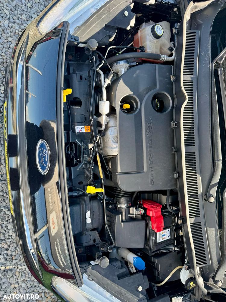 Ford Tourneo Courier 1.6 TDCi City - 18