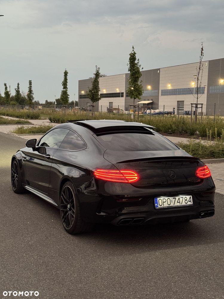 Mercedes-Benz C-Class 2017 photo 3