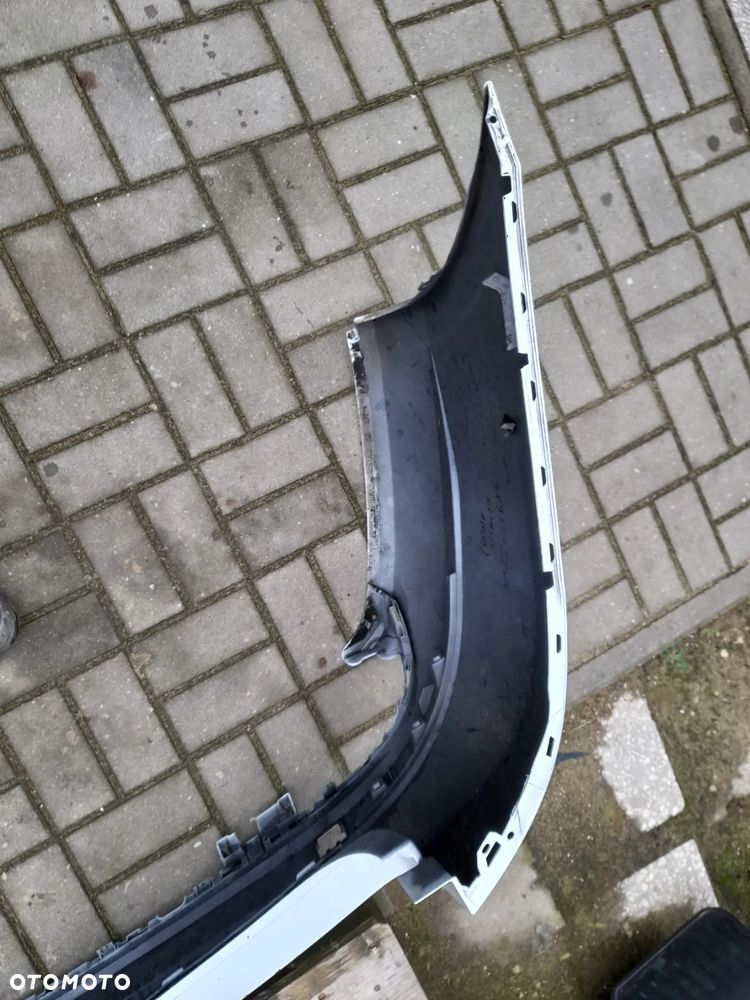 SKODA SUPERB III KOMBI ZDERZAK TYLNY TYŁ - 8