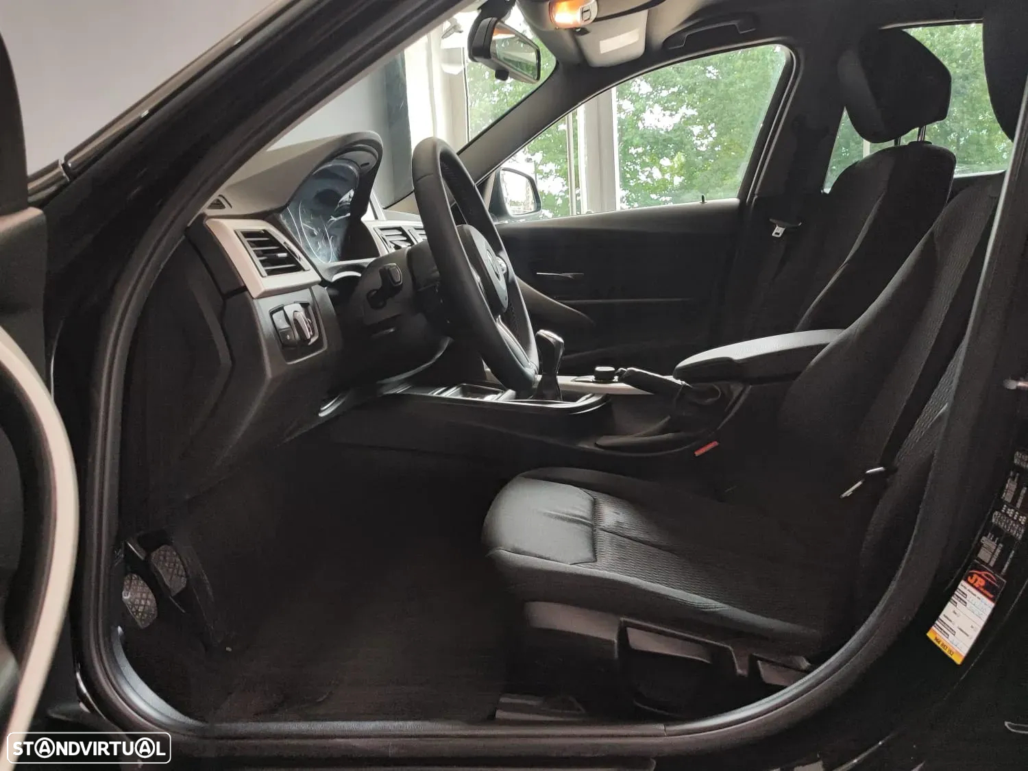 BMW 318 d Touring - 20
