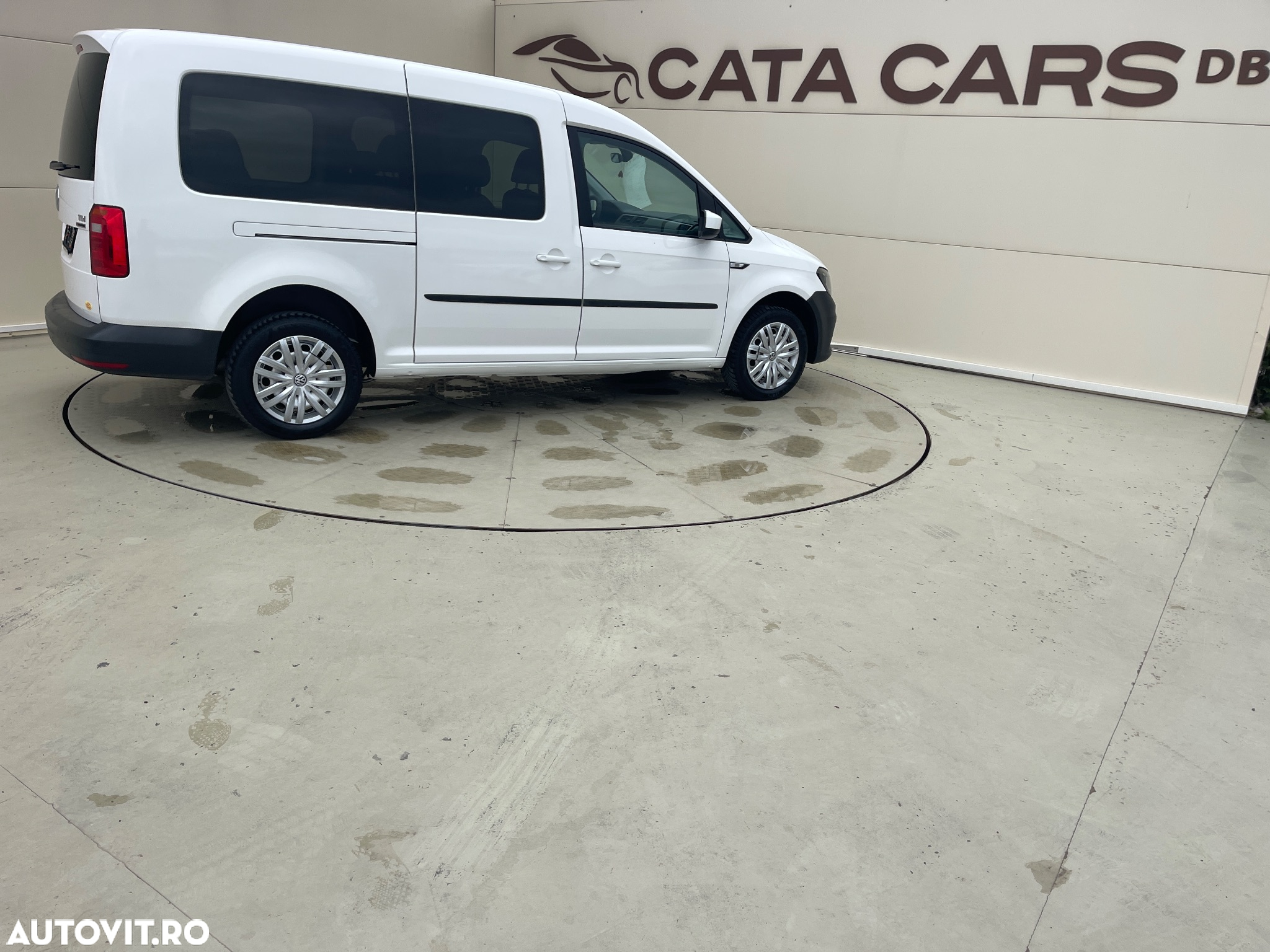 Volkswagen Caddy 2.0 TDI (7-Si.) 4MOTION Maxi Comfortline - 17