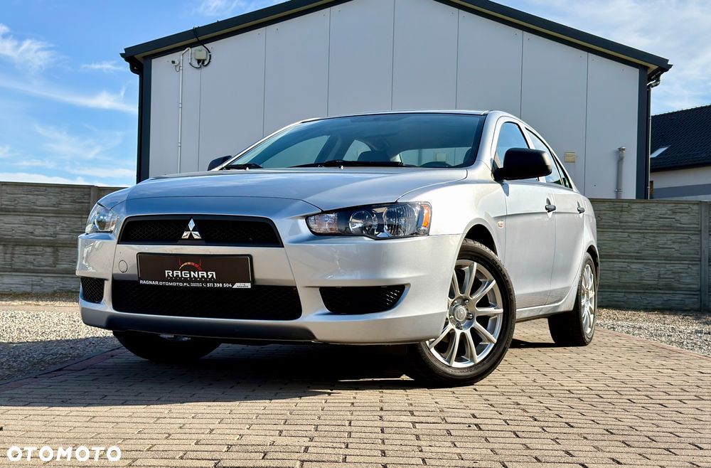 Mitsubishi Lancer 1.5 - 13