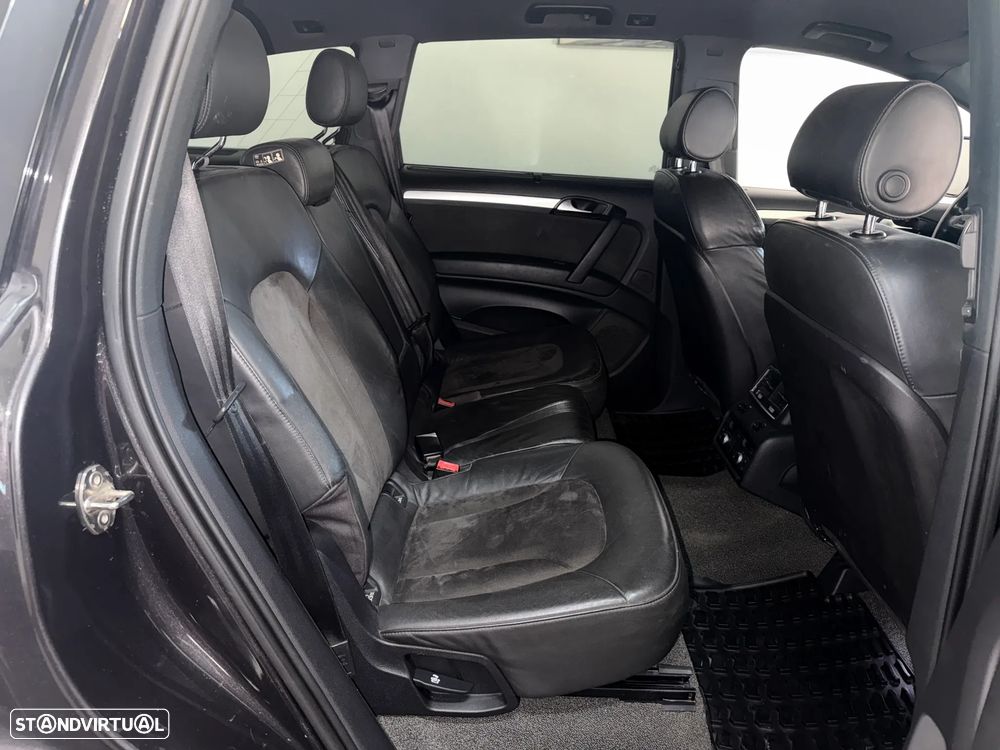 Audi Q7 3.0 TDi Sport Tiptronic - 9