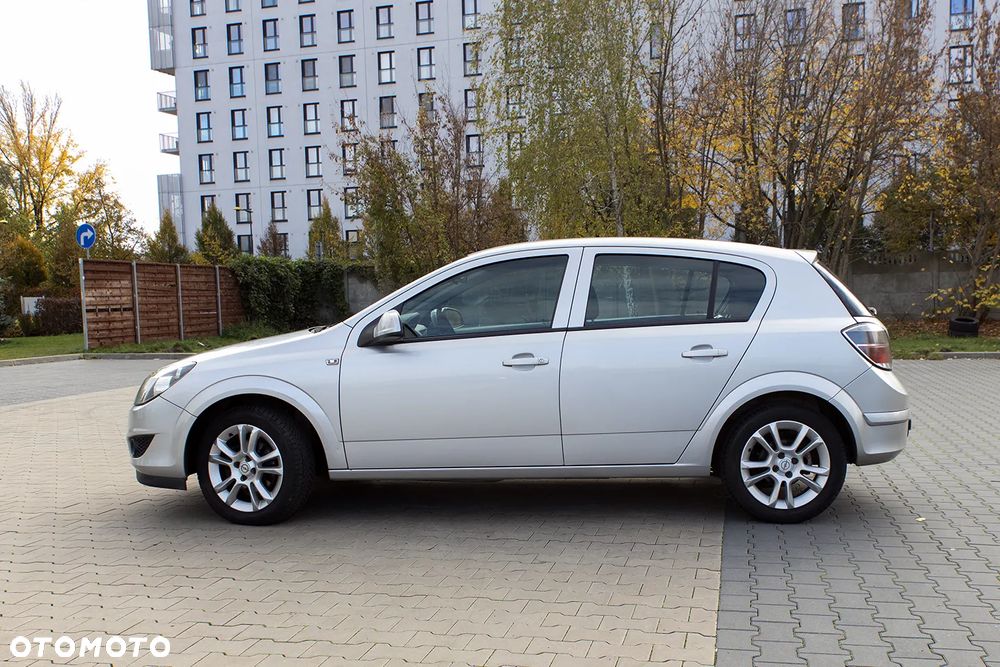 Opel Astra 1.4 - 3