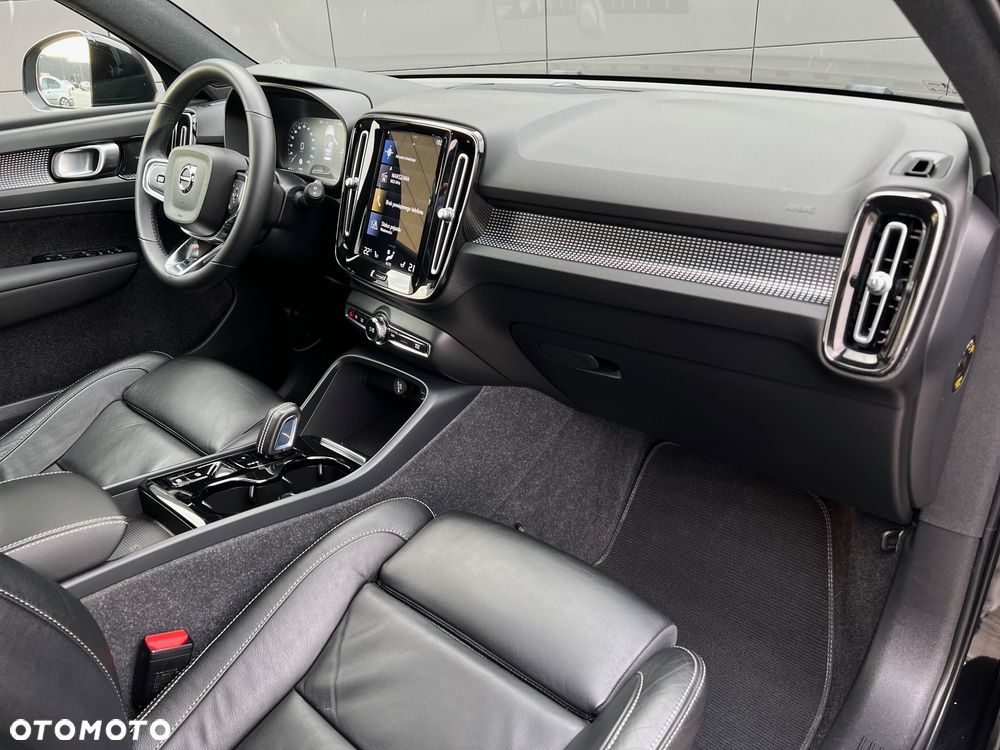 Volvo XC 40 T5 Plug-In Hybrid R-Design - 38