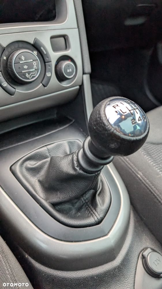 Peugeot 308 ver-hdi-fap-110-family - 18