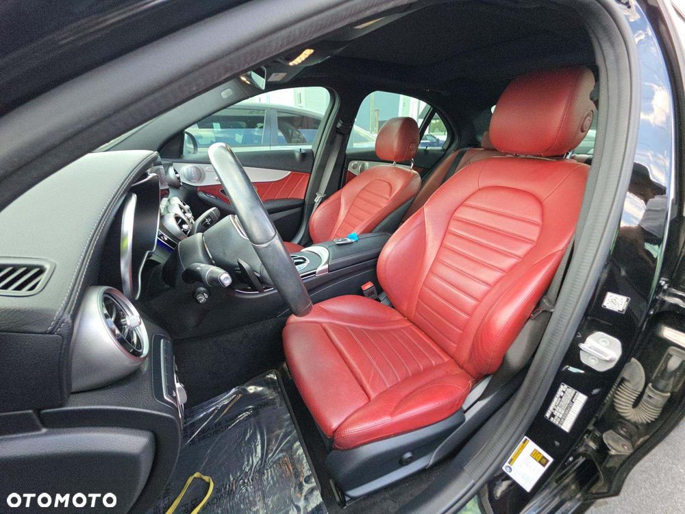 Mercedes-Benz Klasa C 300 9G-TRONIC AMG Line - 6