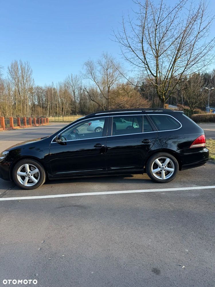 Volkswagen Golf 2.0 TDI DPF MATCH - 4