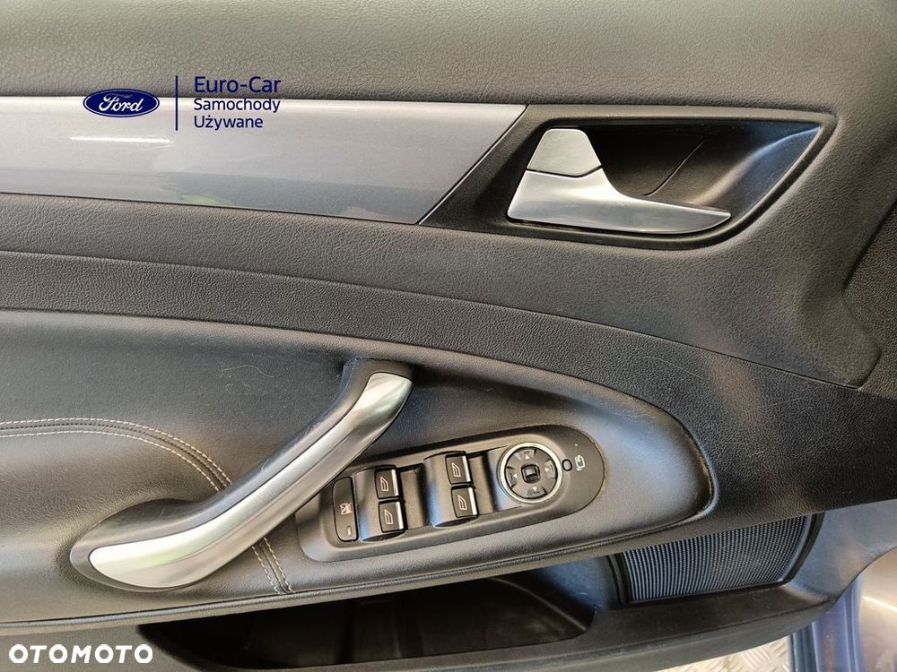 Ford Mondeo - 17