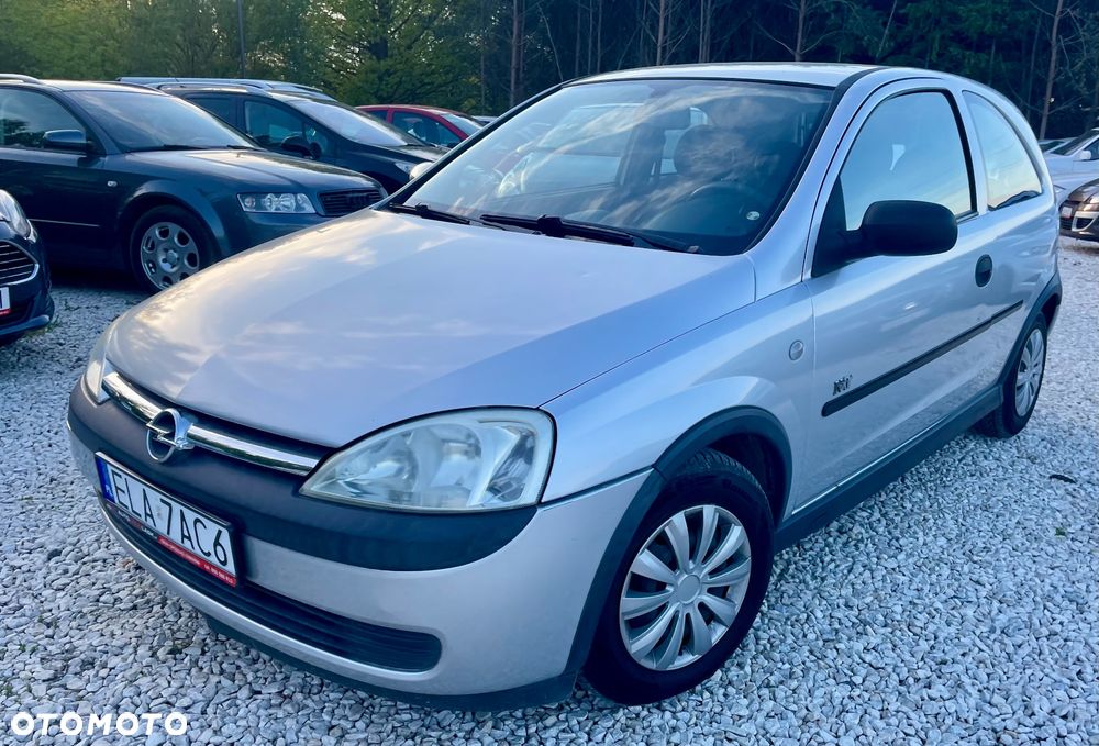Opel Corsa 1.2 16V - 10