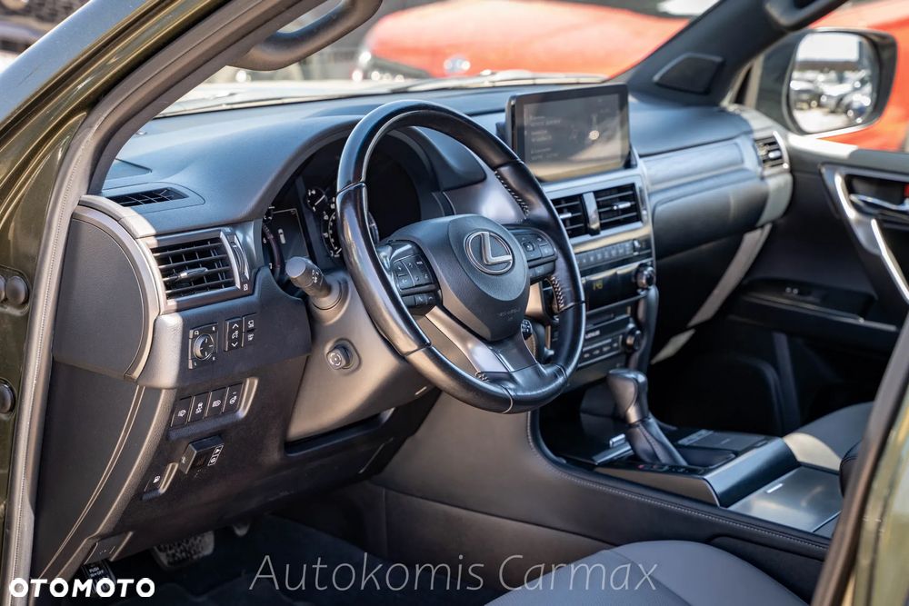 Lexus GX - 13