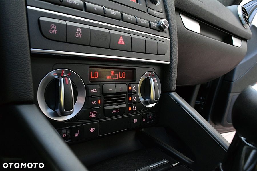 Audi A3 Sportback 1.4 TFSI S line Sportpaket - 31