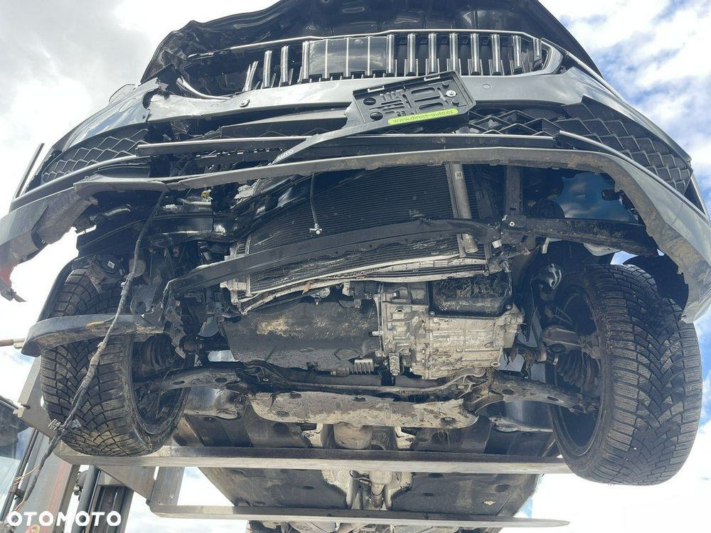 Skoda Superb 2.0 TDI SCR 4x4 L&K DSG - 15