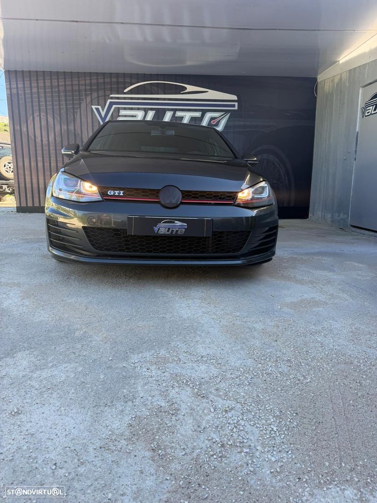 VW Golf 2.0 TSi GTi - 2
