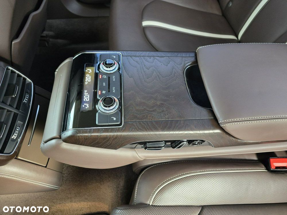 Audi A8 - 18