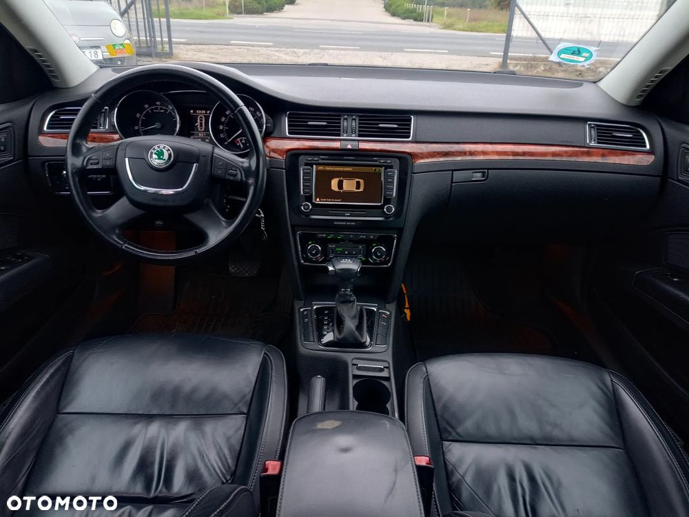 Skoda Superb 1.8 TSI Comfort DSG - 12