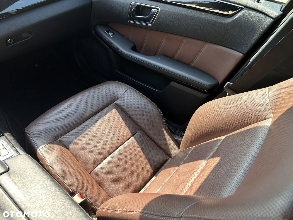 Mercedes-Benz Klasa E - 14